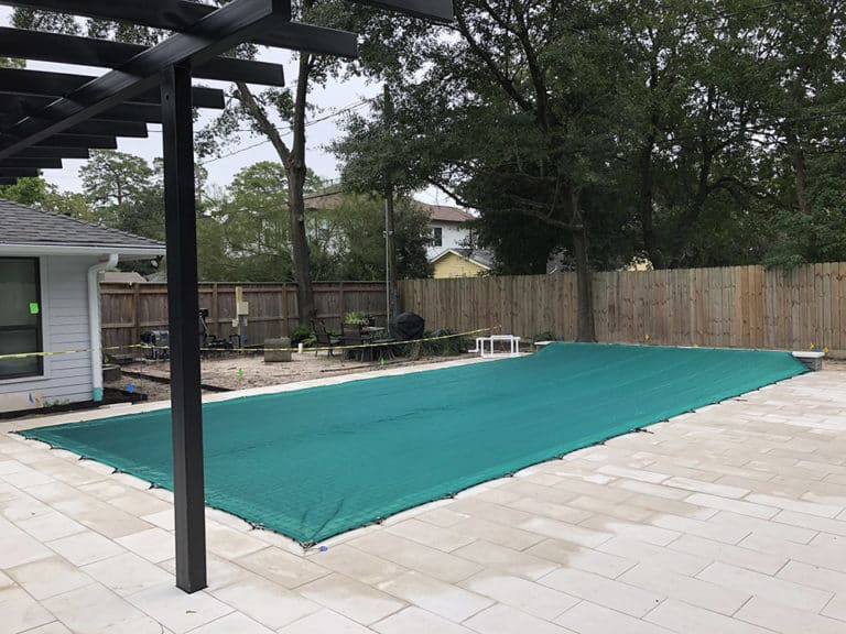green pool cover