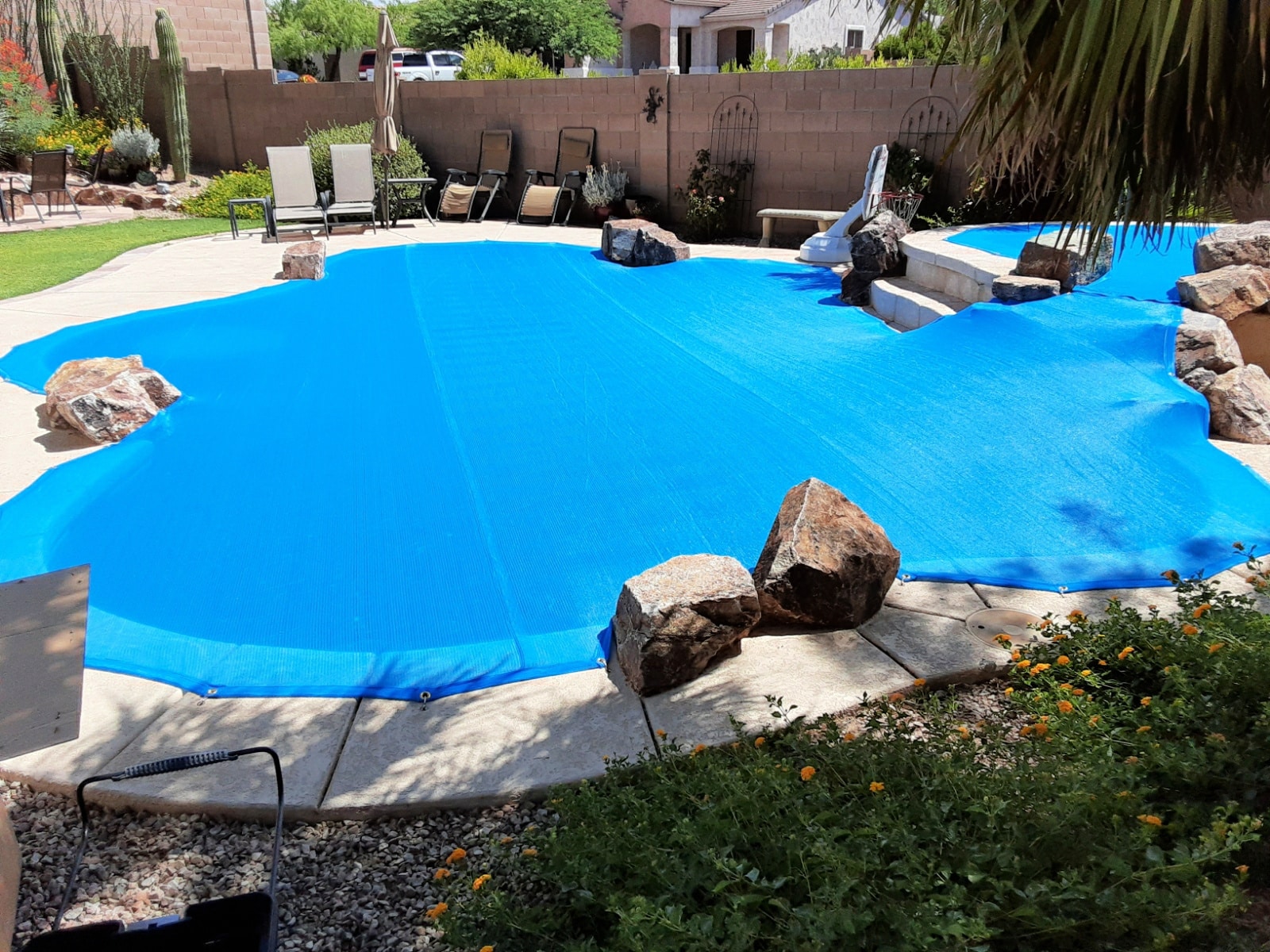 You are currently viewing Mesh vs. Vinyl Pool Covers: Why We Think Mesh Takes the Win